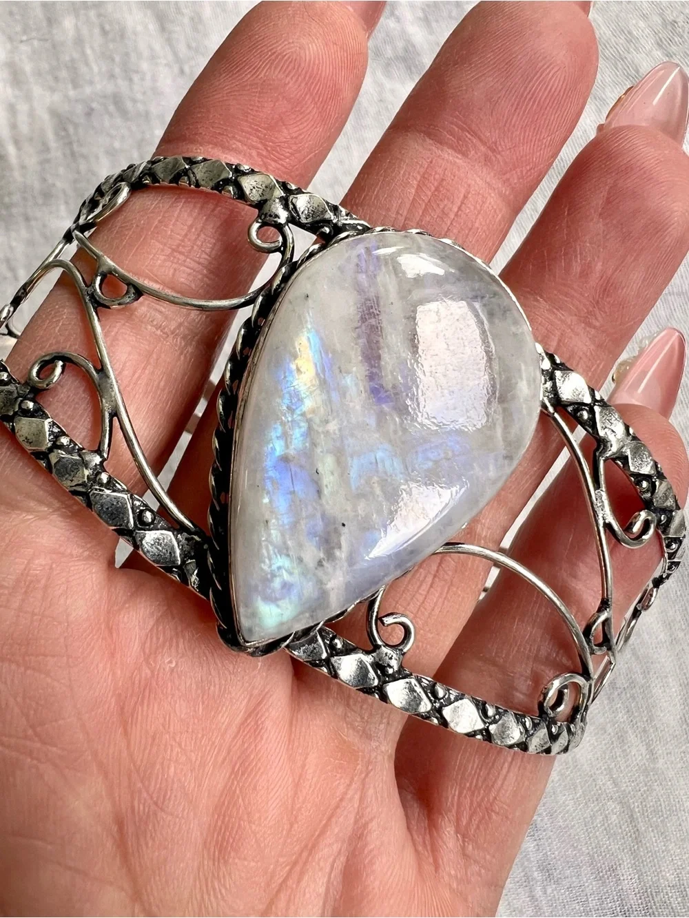 926 Brilliant! Rainbow Flash Moonstone Cuff Bracelet